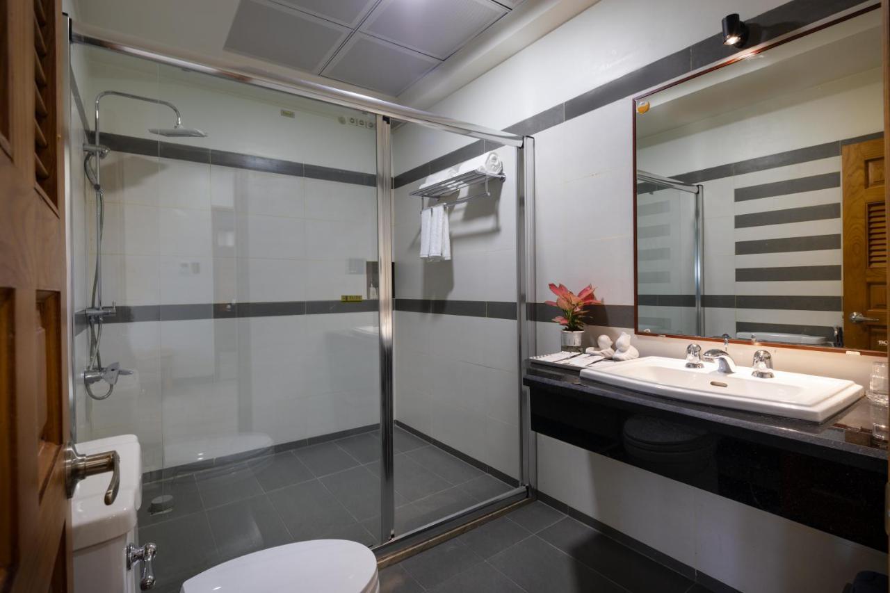 Lara Hotel Long Xuyên Kültér fotó