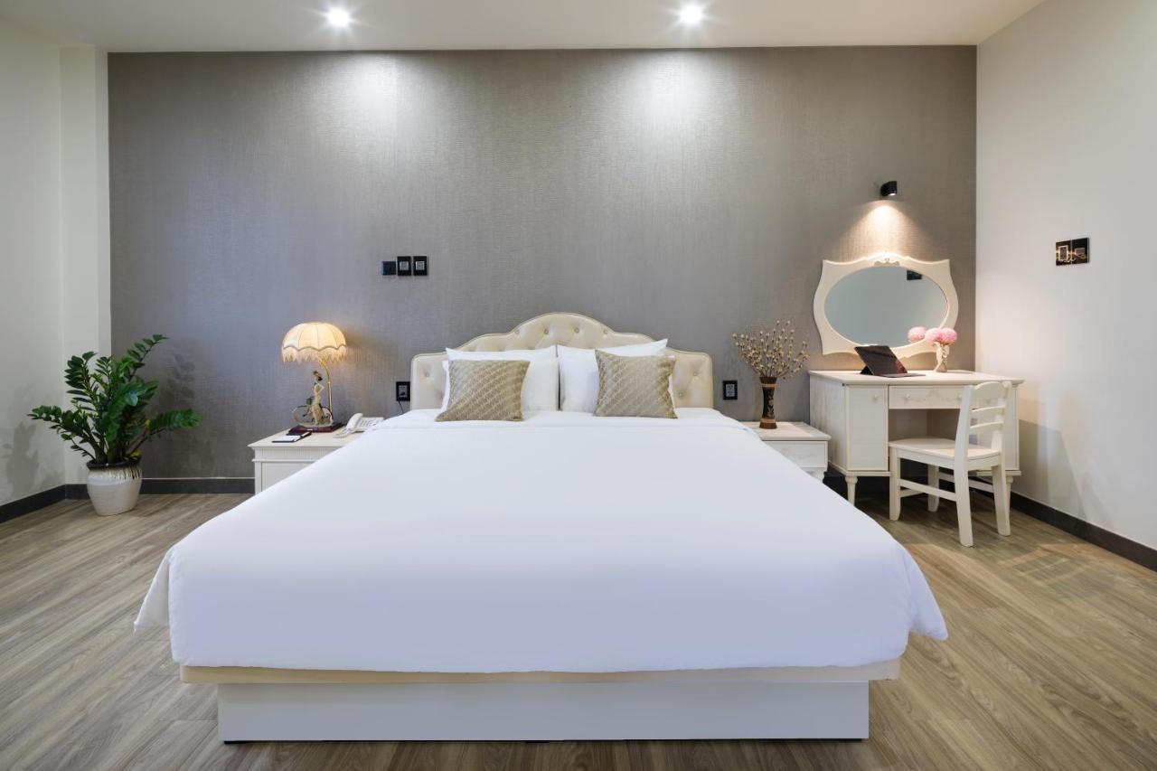 Lara Hotel Long Xuyên Kültér fotó